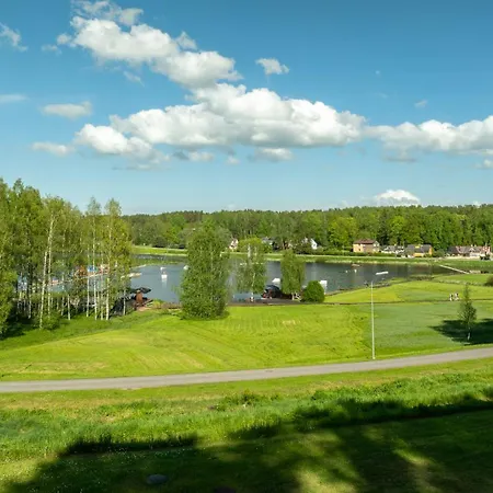 Reisikoda Oue Camping